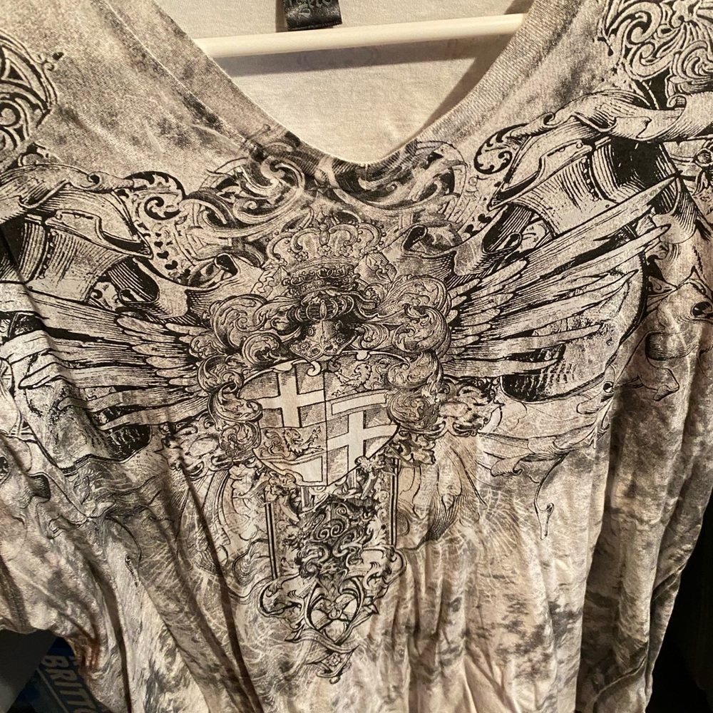 Mens Vneck tshirt